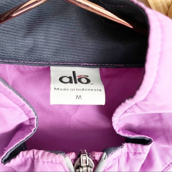 ALO Yoga Warm Up Jacket - Picture 2 of 4